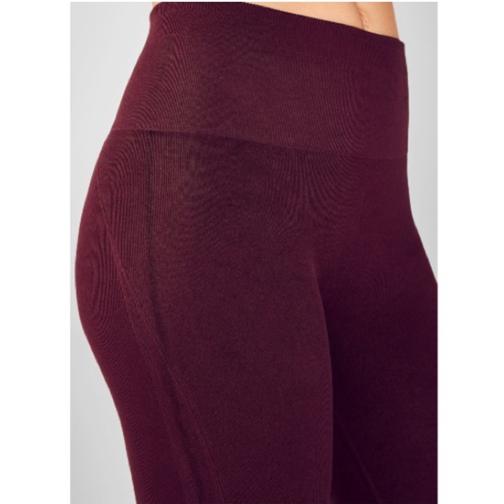 Fabletics Ruched Ankle Leggings - Picture 2 of 8